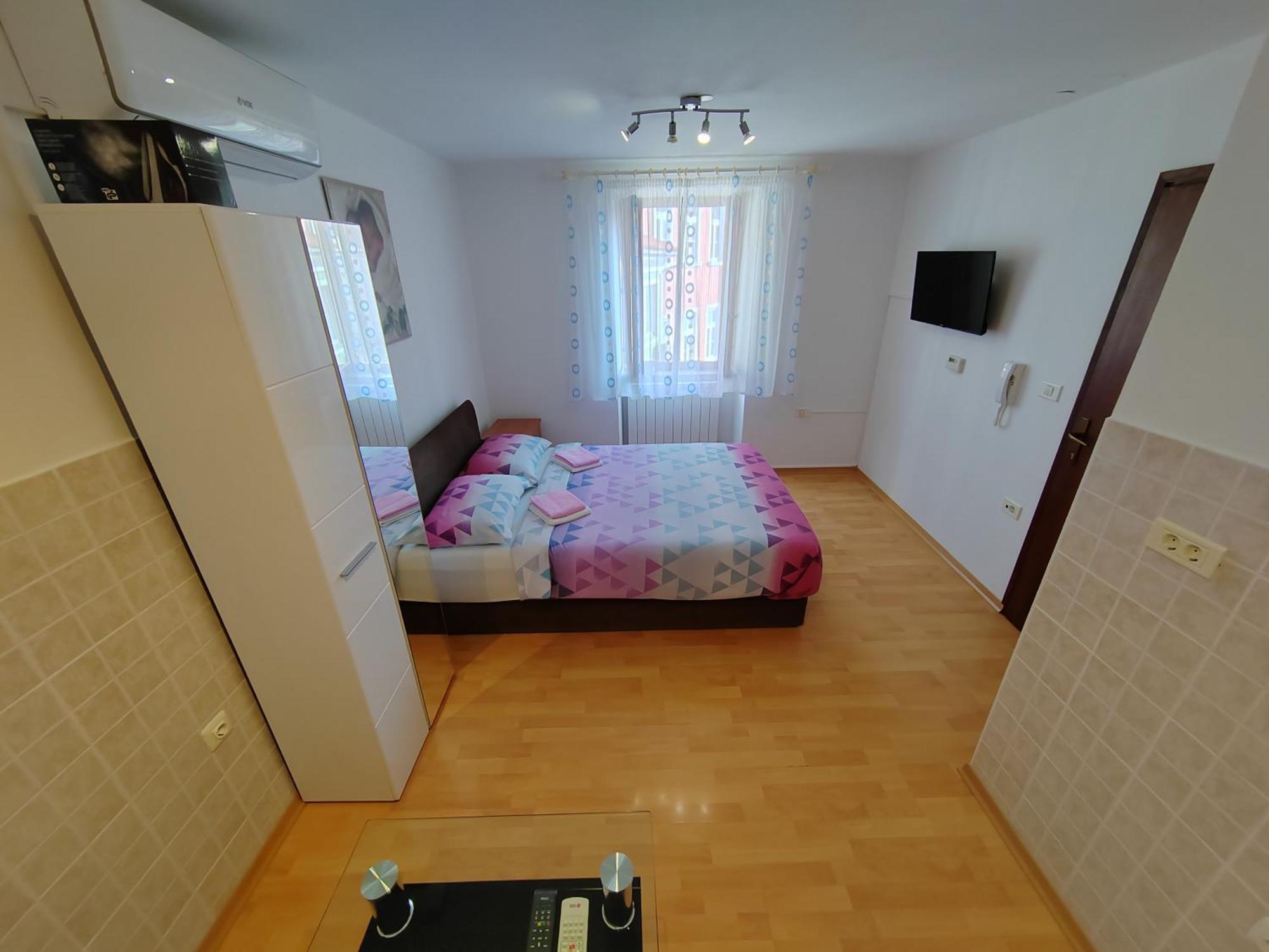 Rooms Neda 伊佐拉 客房 照片